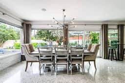 Stunning Victoria Park Pool Home *local shuttle*